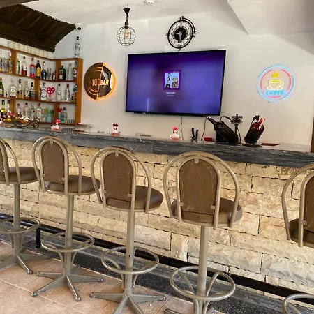 öz-ay Aparthotel *
