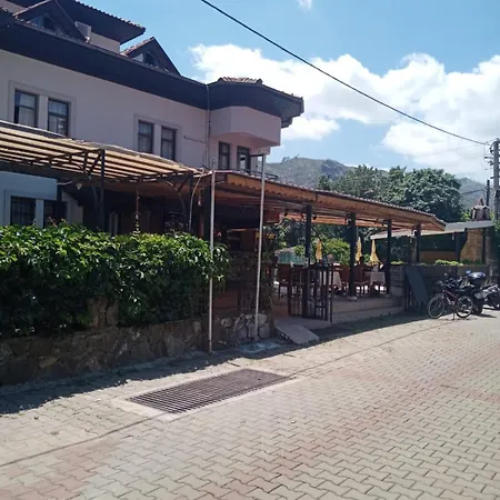 öz-ay Aparthotel