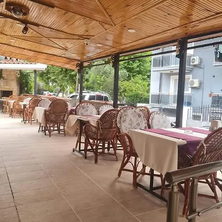 öz-ay * Marmaris